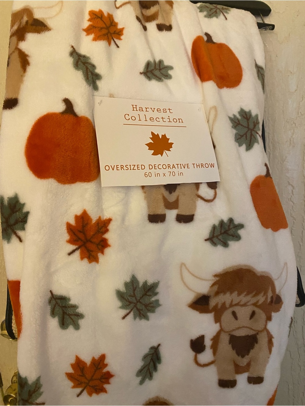 Harvest Collection Highland Cow Pumpkin Throw Like New